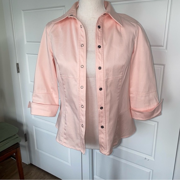 Renfrew Stylish Pink Button-Up Shirt - Picture 10 of 14